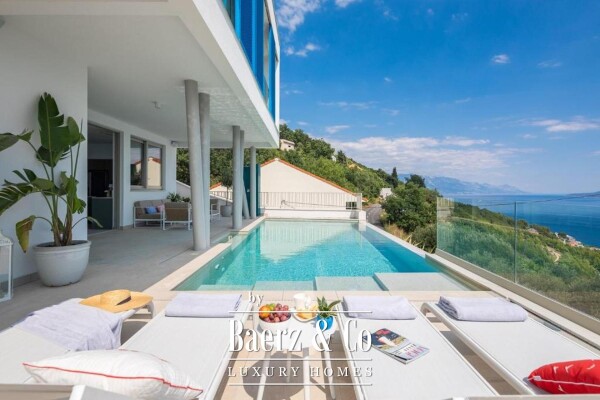 photo 27 Omiš, modern villa with swimming pool and panoramic sea view