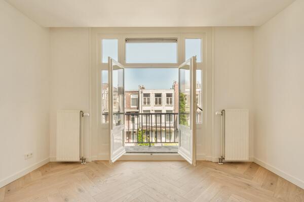 photo 25 Tweede Helmersstraat 8 3
